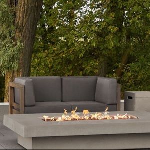 Meet your Posher, Lui